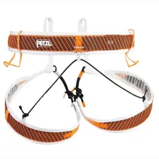Легкий и компактный страховочный снаряд Petzl Fly Harness