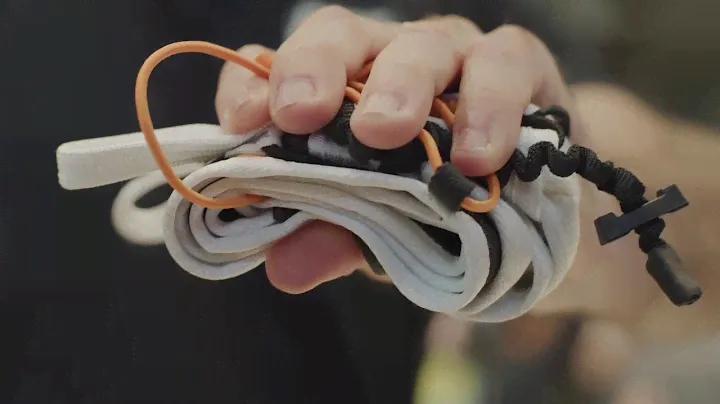 Outstanding Lightness: Petzl Fly